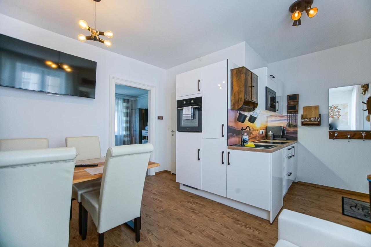 לאובן Auszeit Steiraland 7 Mit Ueberdachten Balkon Und Parkplatz מראה חיצוני תמונה
